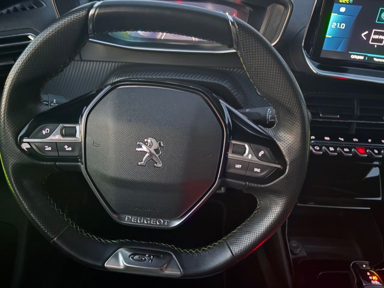 Peugeot 2008 - фото 32