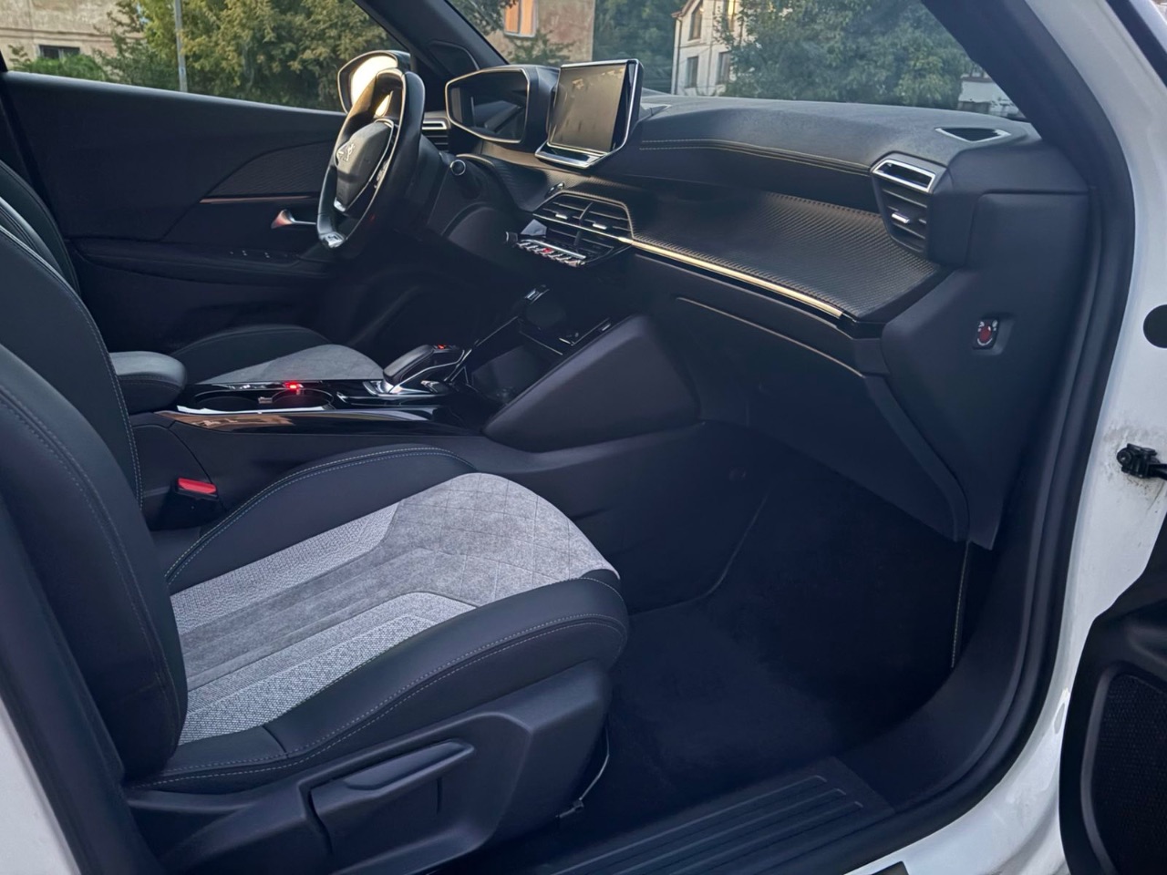 Peugeot 2008 - фото 41