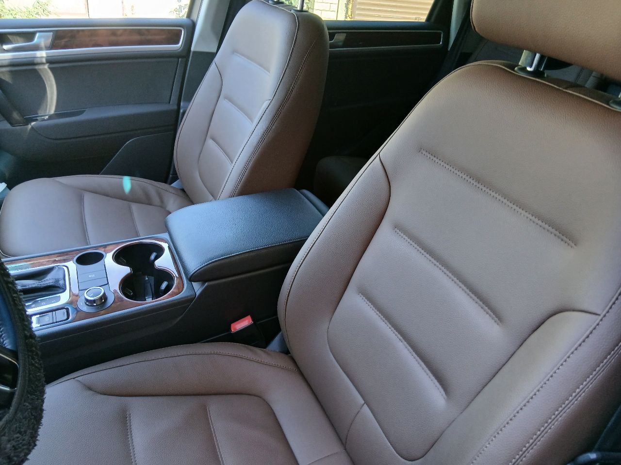 Volkswagen Touareg - фото 3