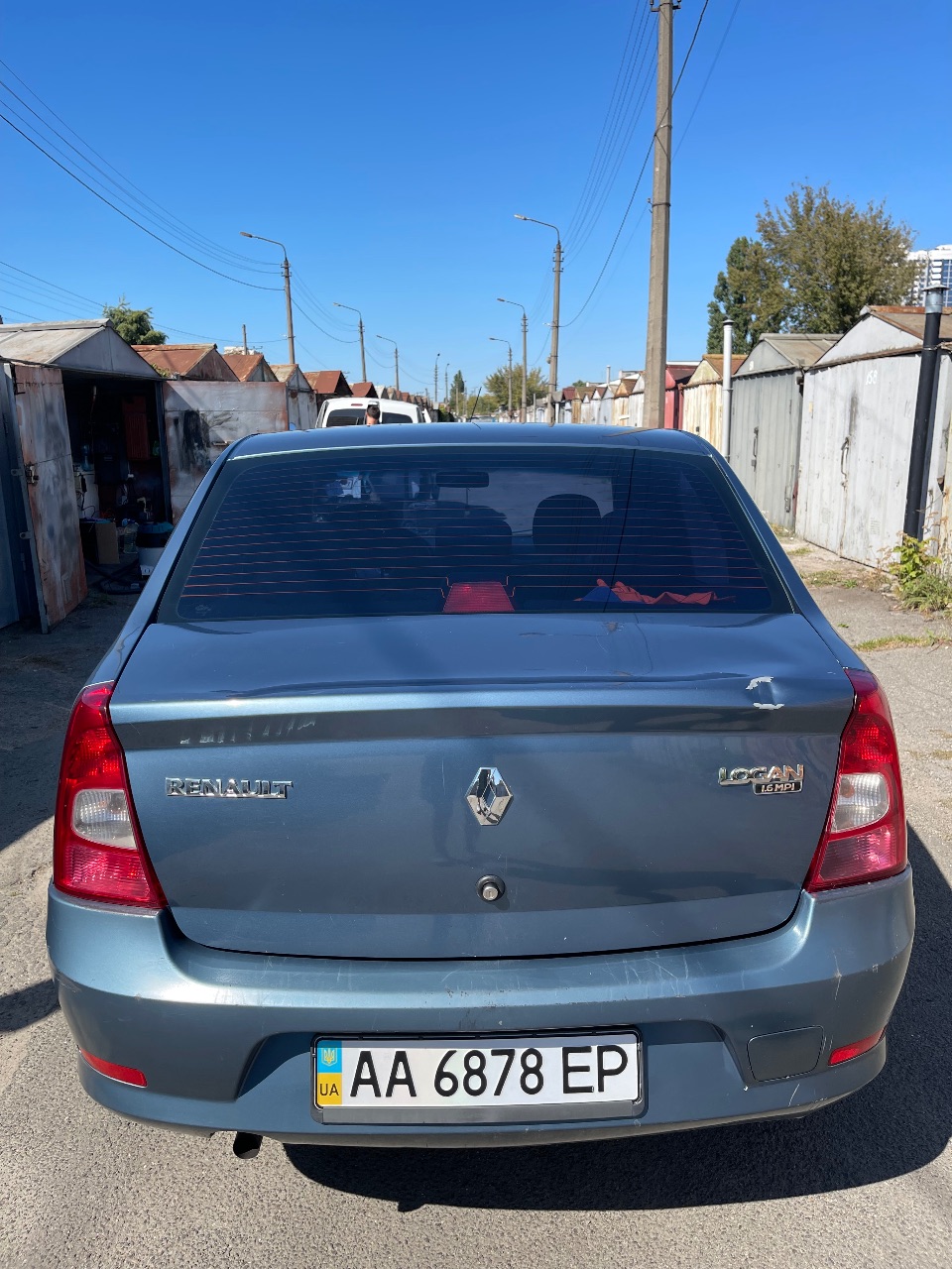 Renault Logan - фото 4