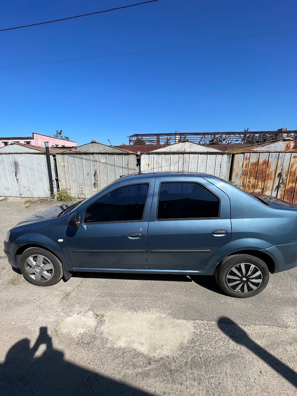 Renault Logan - фото 3