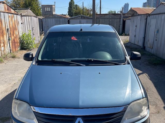 Renault Logan - зображення 1