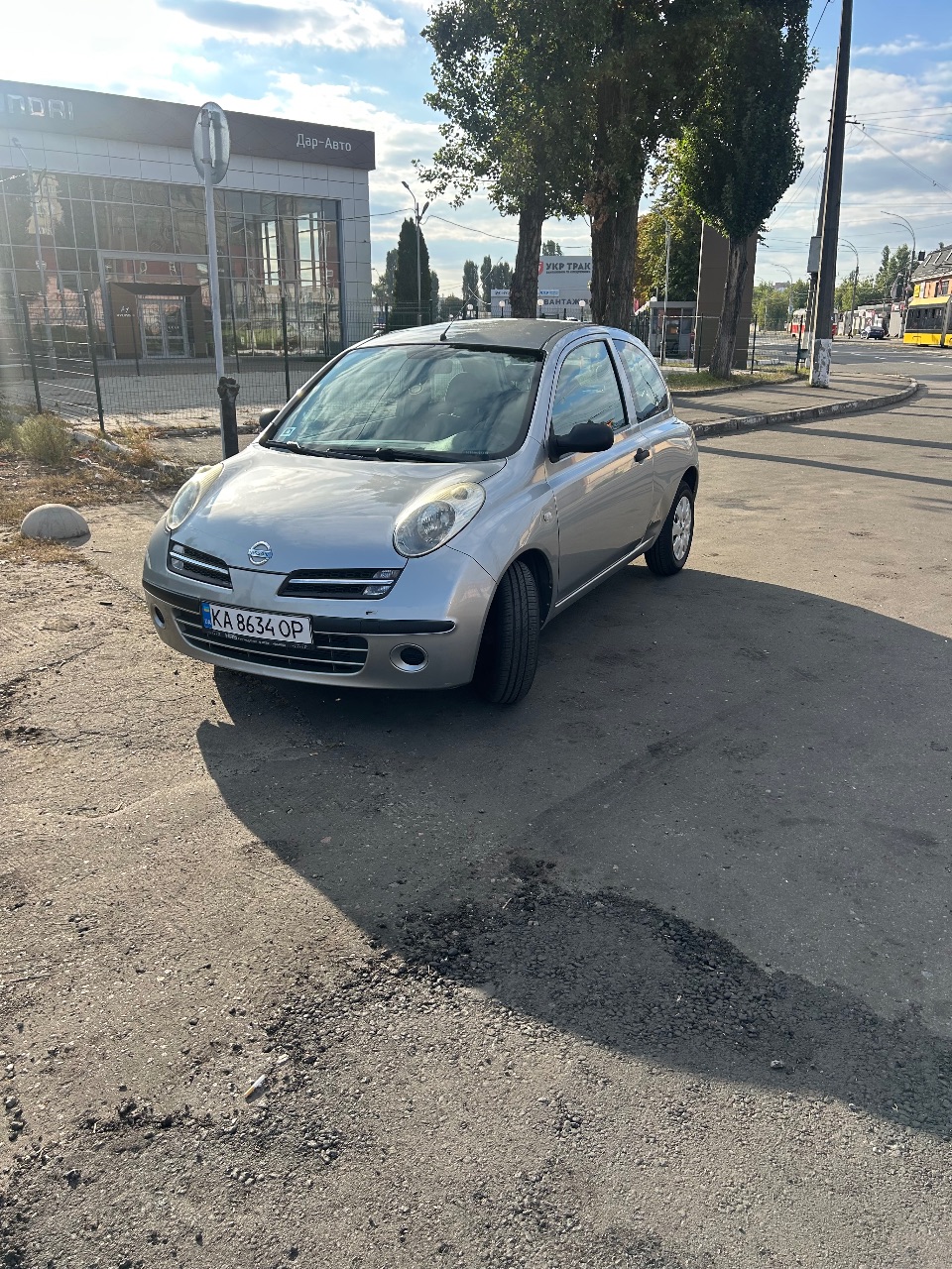 Nissan Micra - фото 2