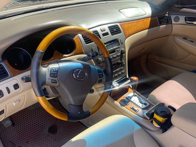 Lexus ES - зображення 1