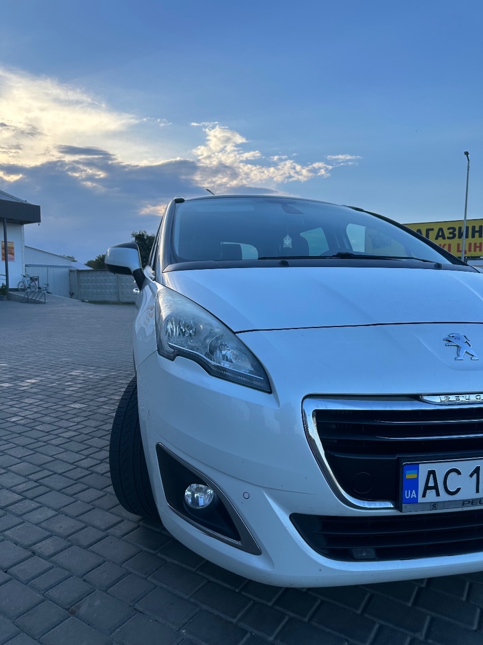 Peugeot 5008 - фото 2
