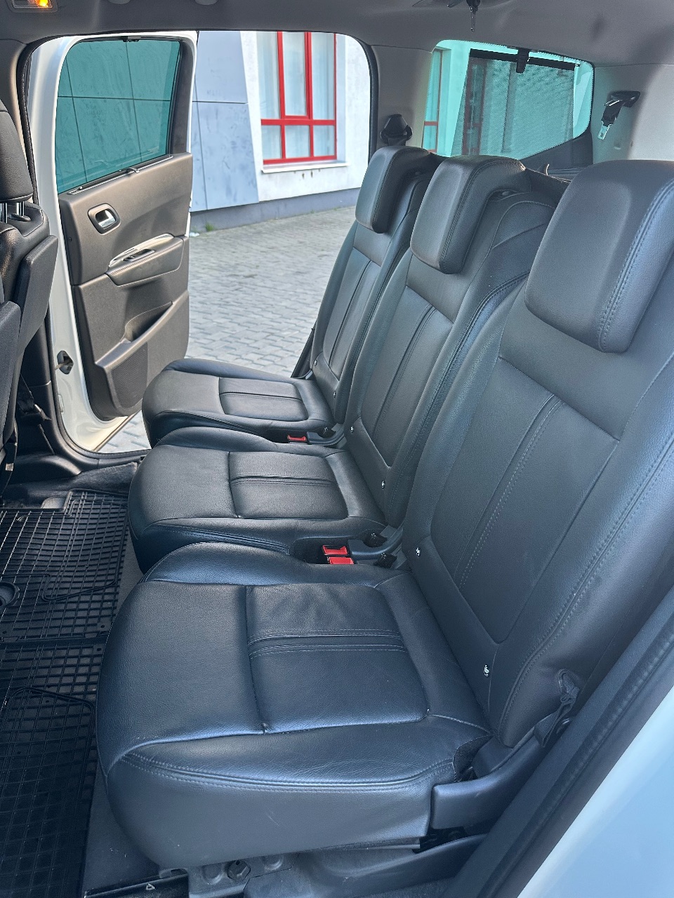 Peugeot 5008 - фото 24