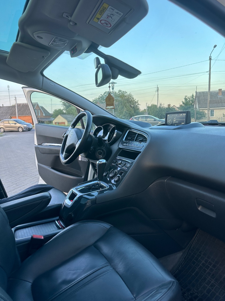 Peugeot 5008 - фото 28