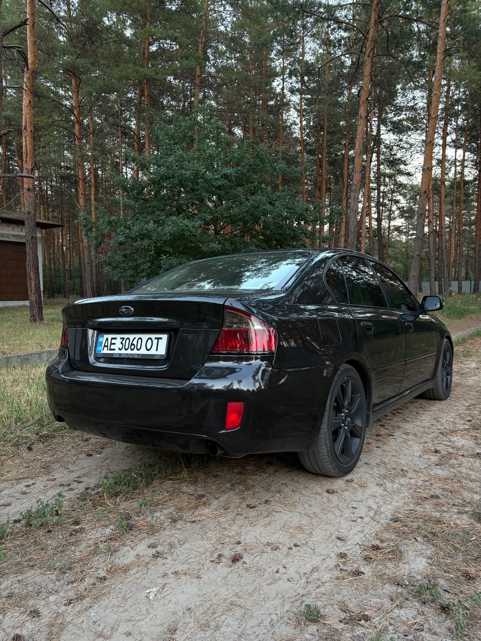 Subaru Legacy - фото 4