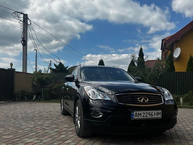 Infiniti QX50 - фото 1