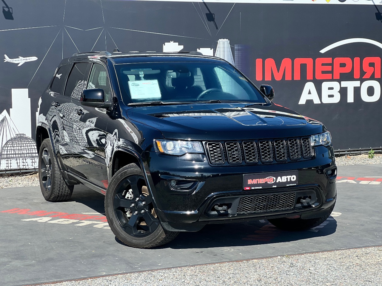 Jeep Grand Cherokee - фото 1