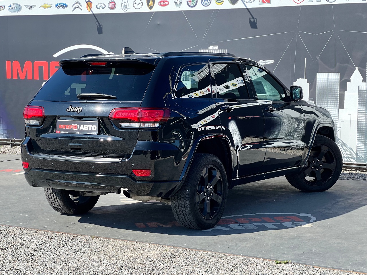 Jeep Grand Cherokee - фото 6