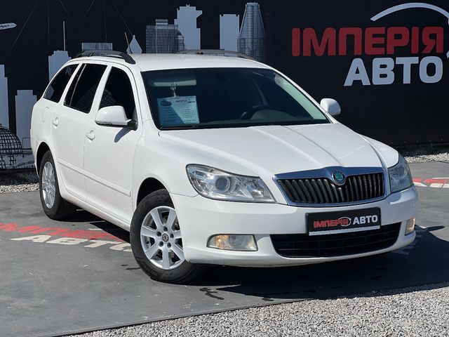 Skoda Octavia - фото 1