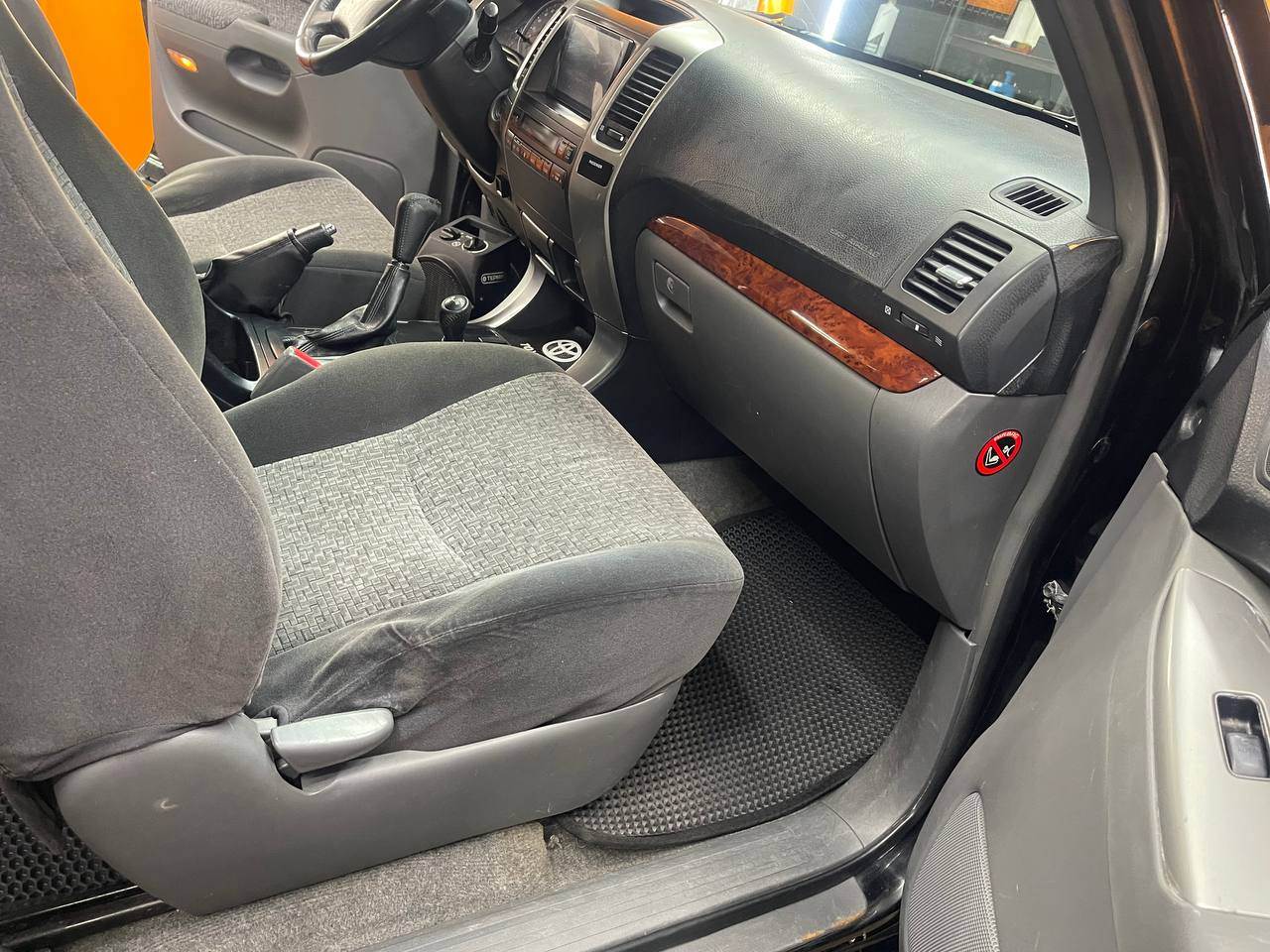 Toyota Land Cruiser Prado - фото 16