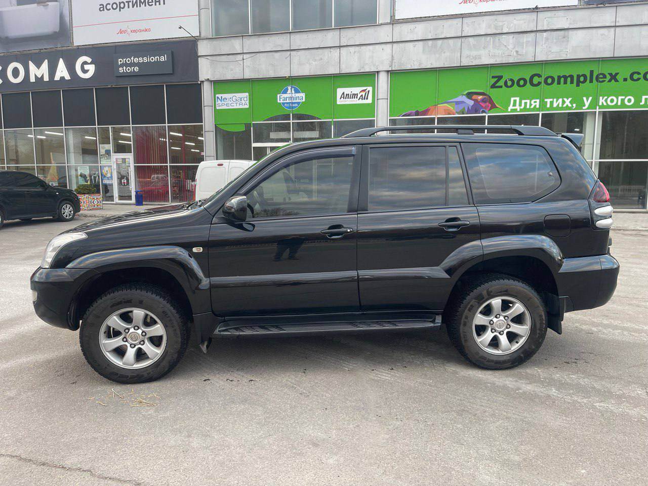 Toyota Land Cruiser Prado - фото 4