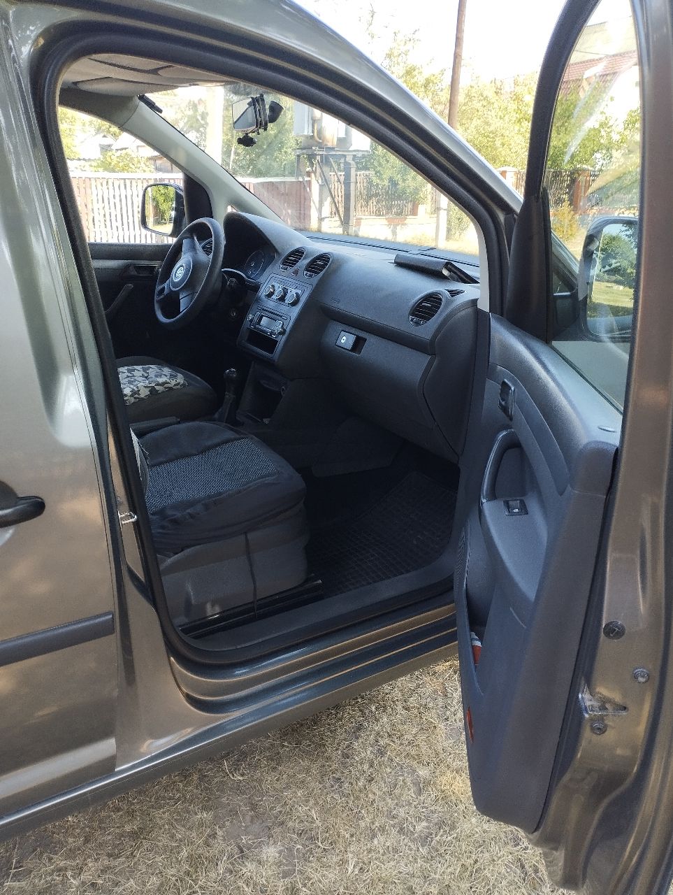 Volkswagen Caddy - фото 10