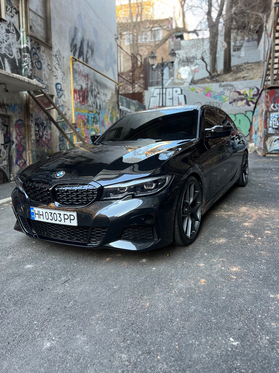 BMW 3 серії - фото 1