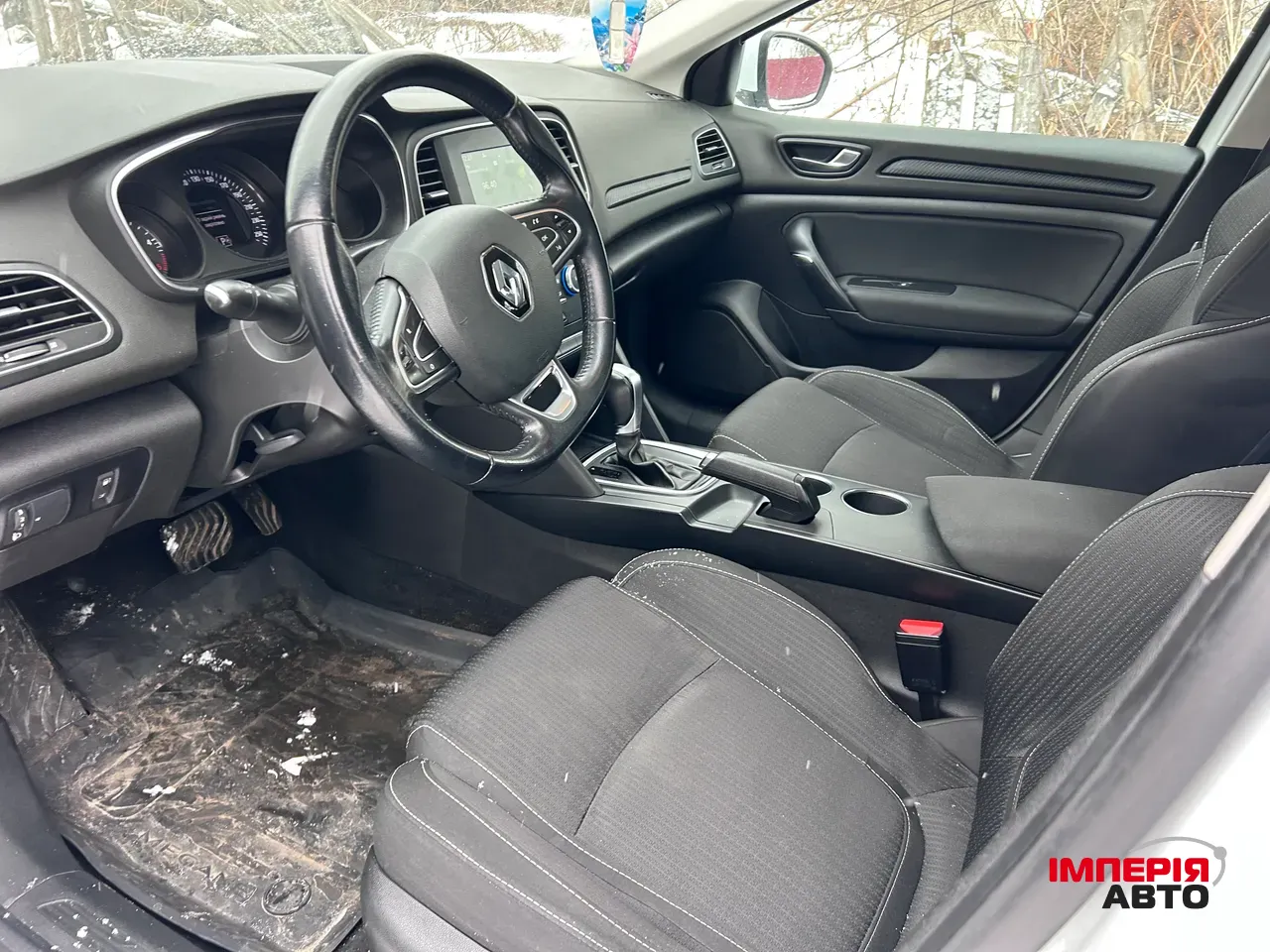 Renault Megane - фото 8