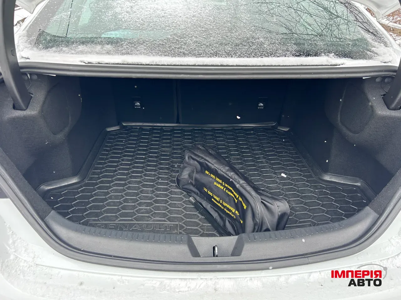 Renault Megane - фото 10