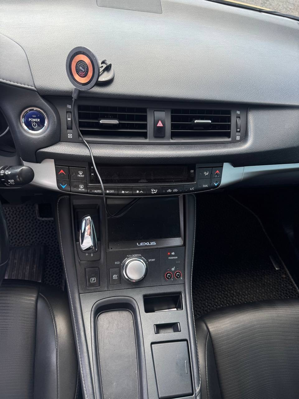 Lexus CT - фото 7