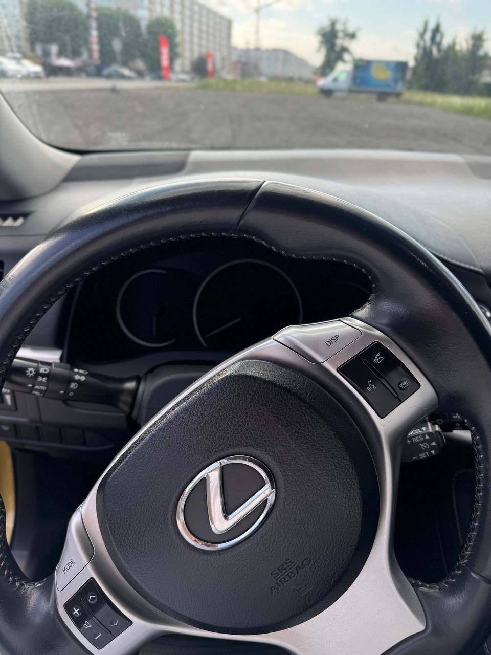 Lexus CT - фото 8