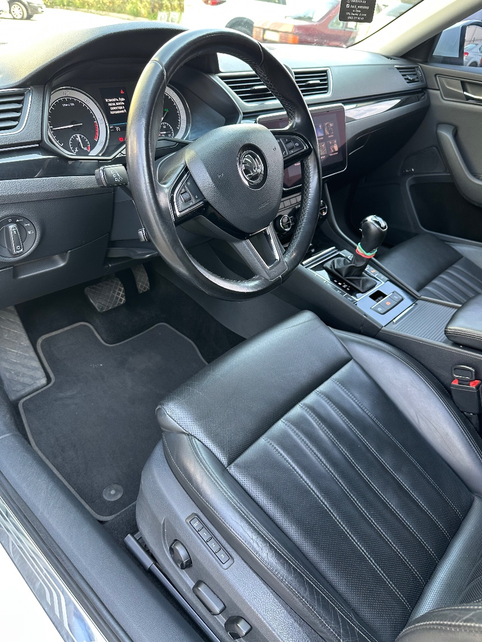 Skoda Superb - фото 26