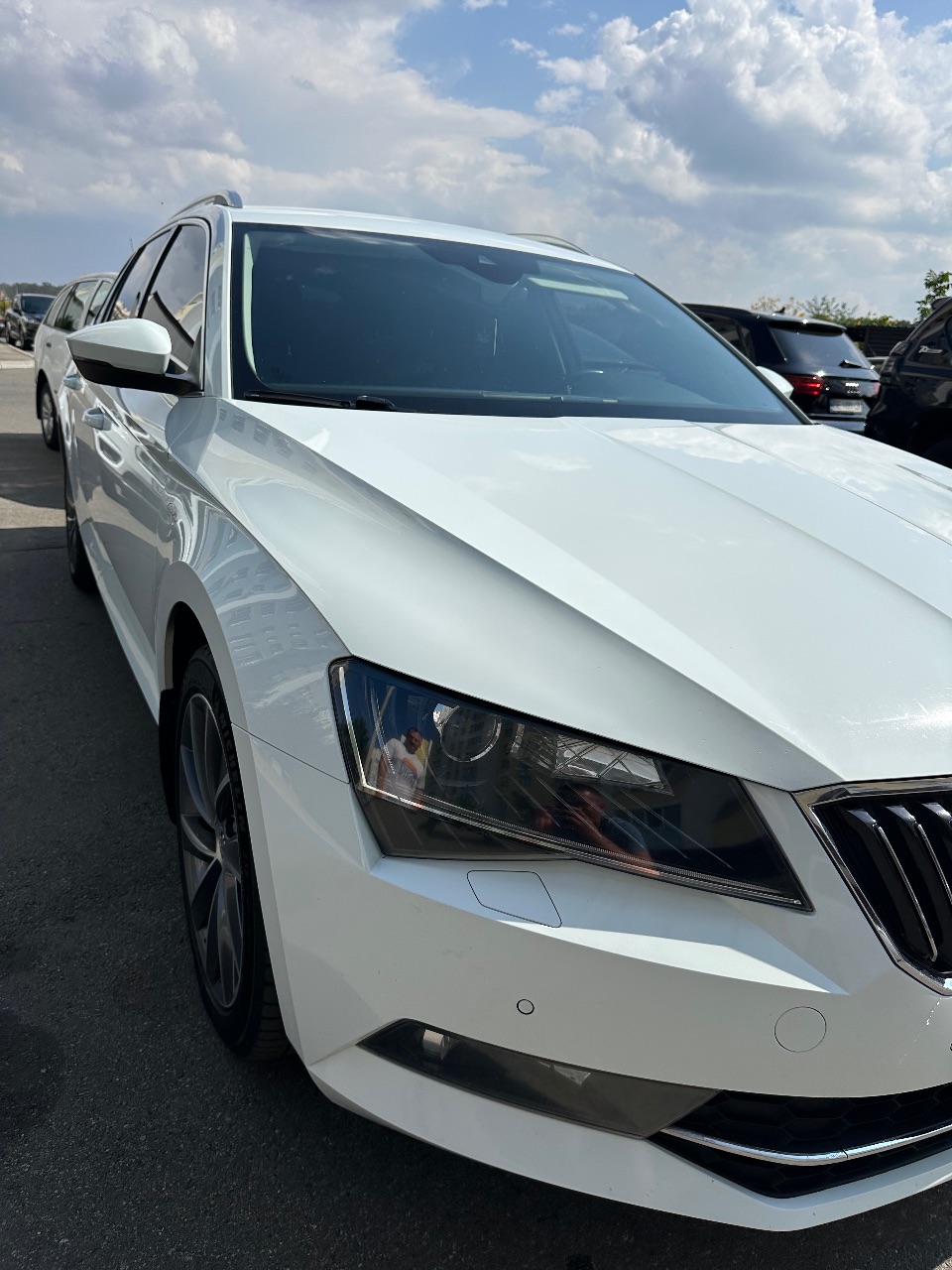 Skoda Superb - фото 9