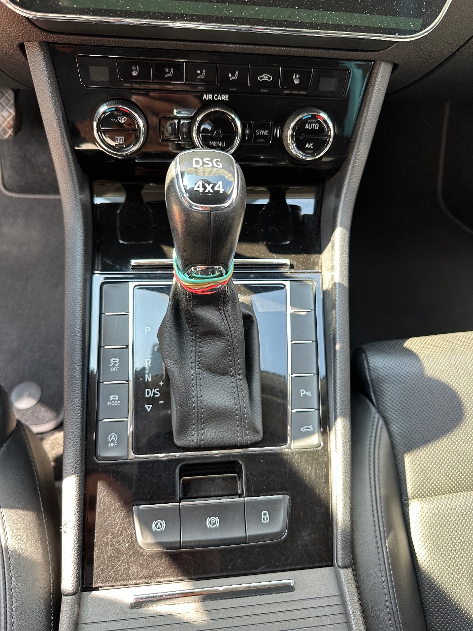 Skoda Superb - фото 40