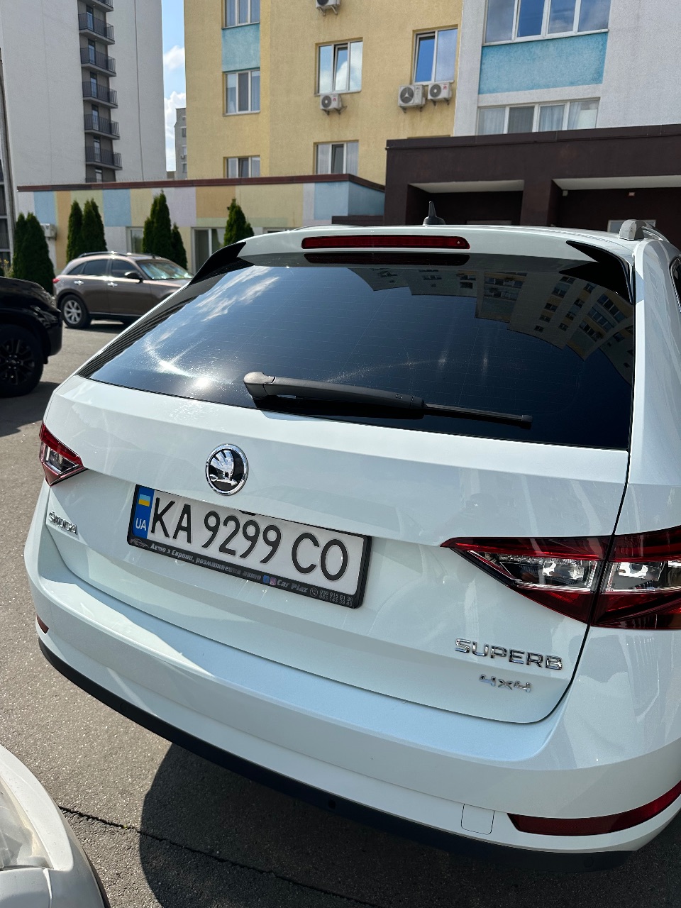 Skoda Superb - фото 17