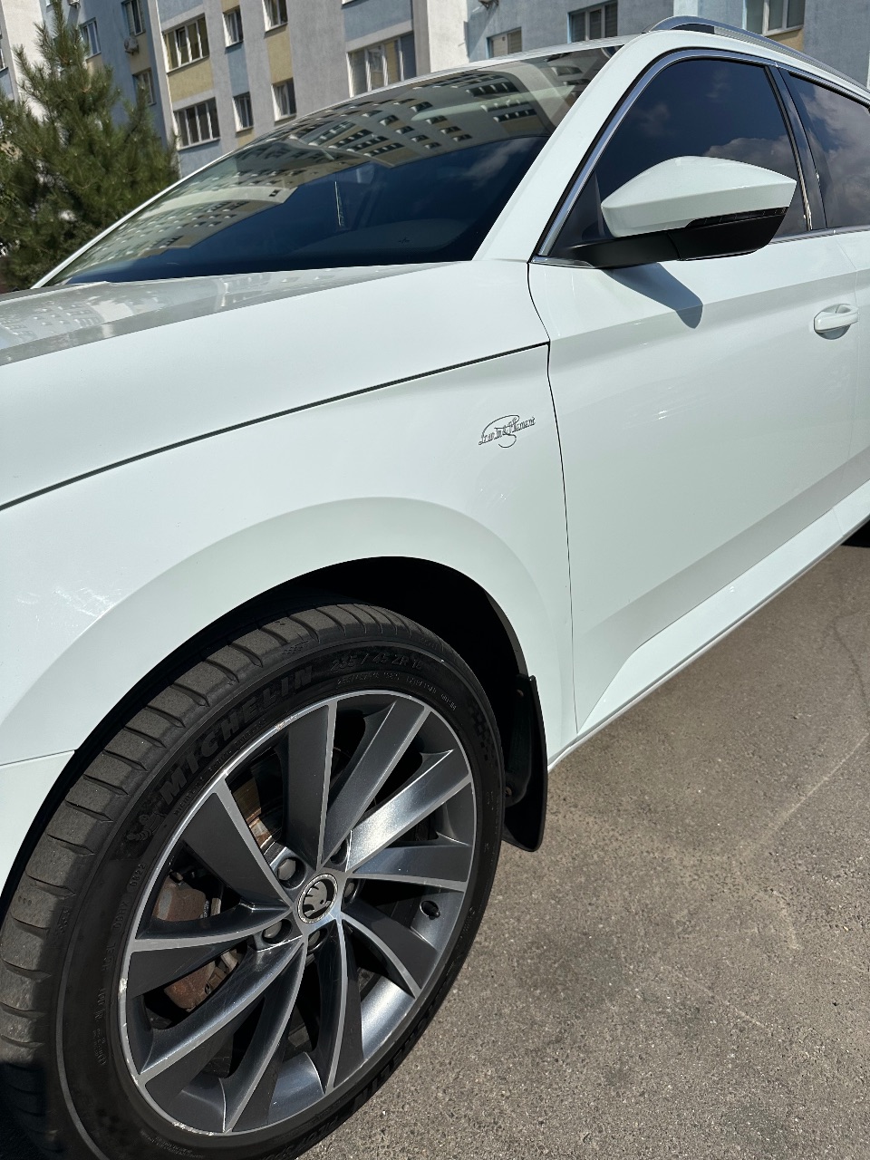 Skoda Superb - фото 12