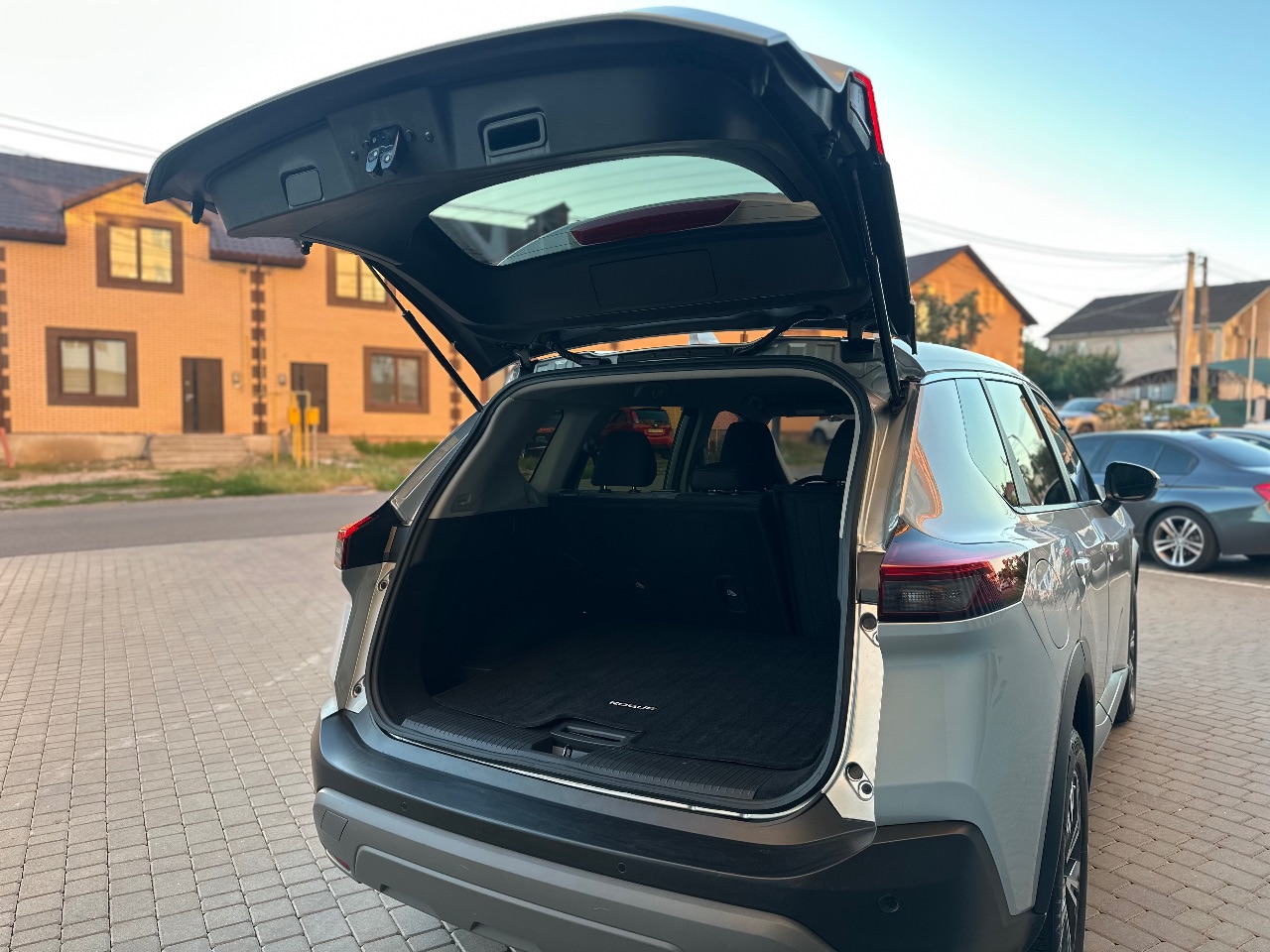 Nissan Rogue - фото 28
