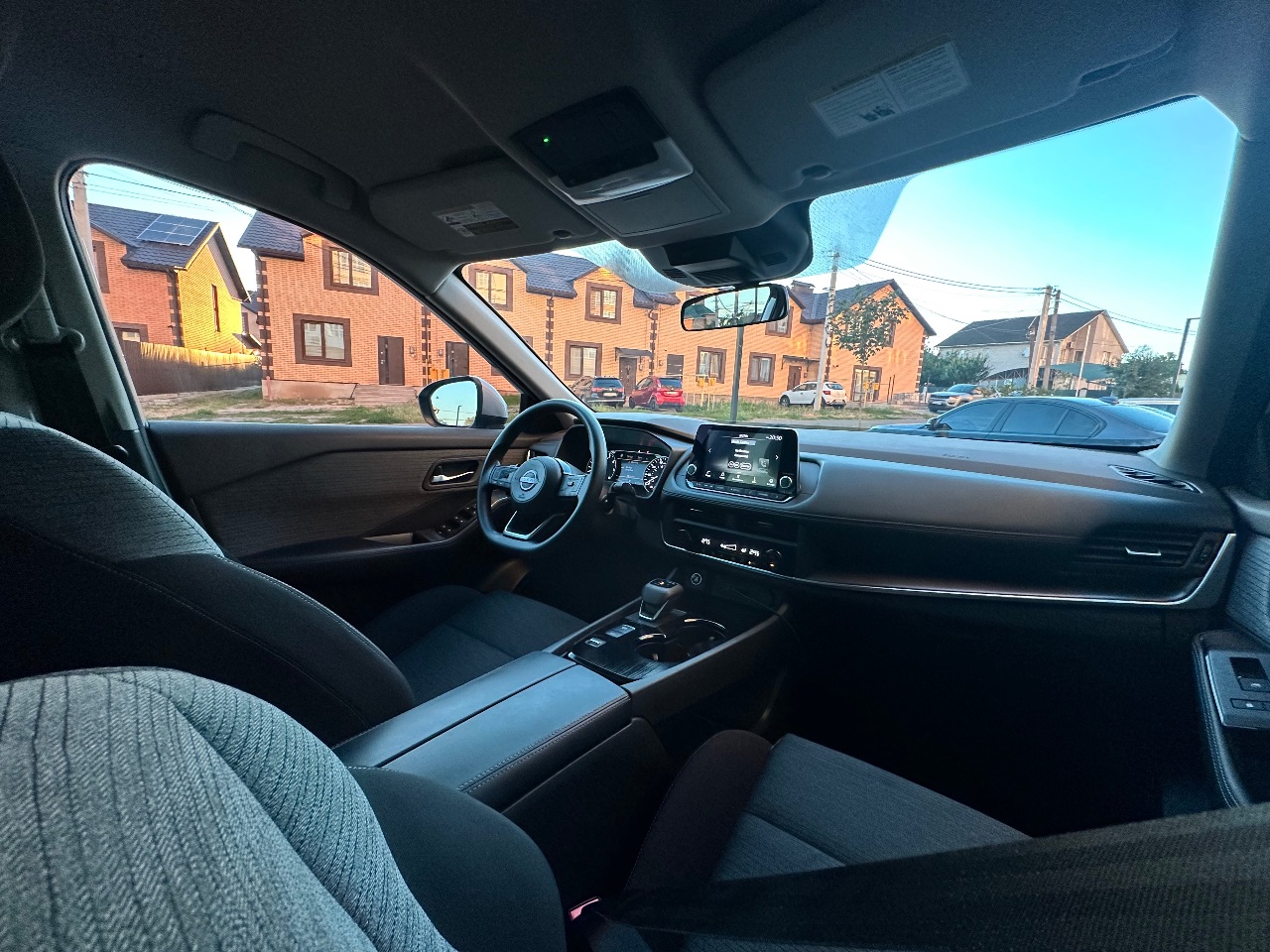 Nissan Rogue - фото 24