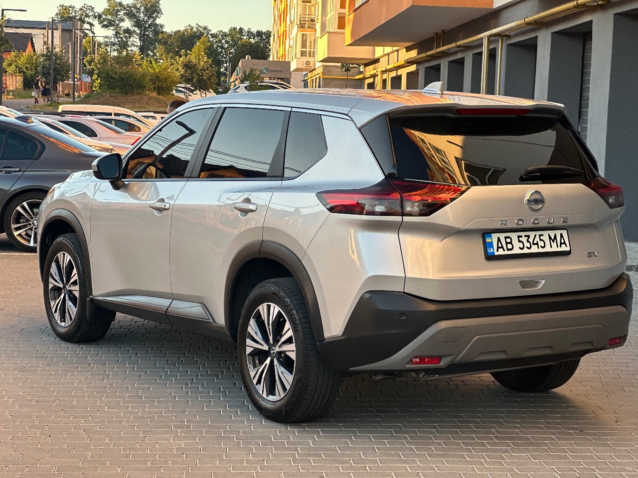 Nissan Rogue - фото 9