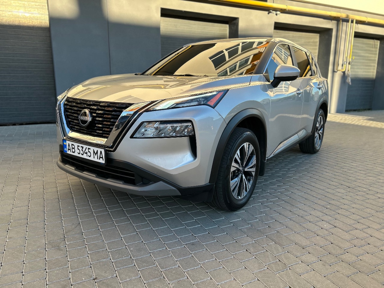Nissan Rogue - фото 3