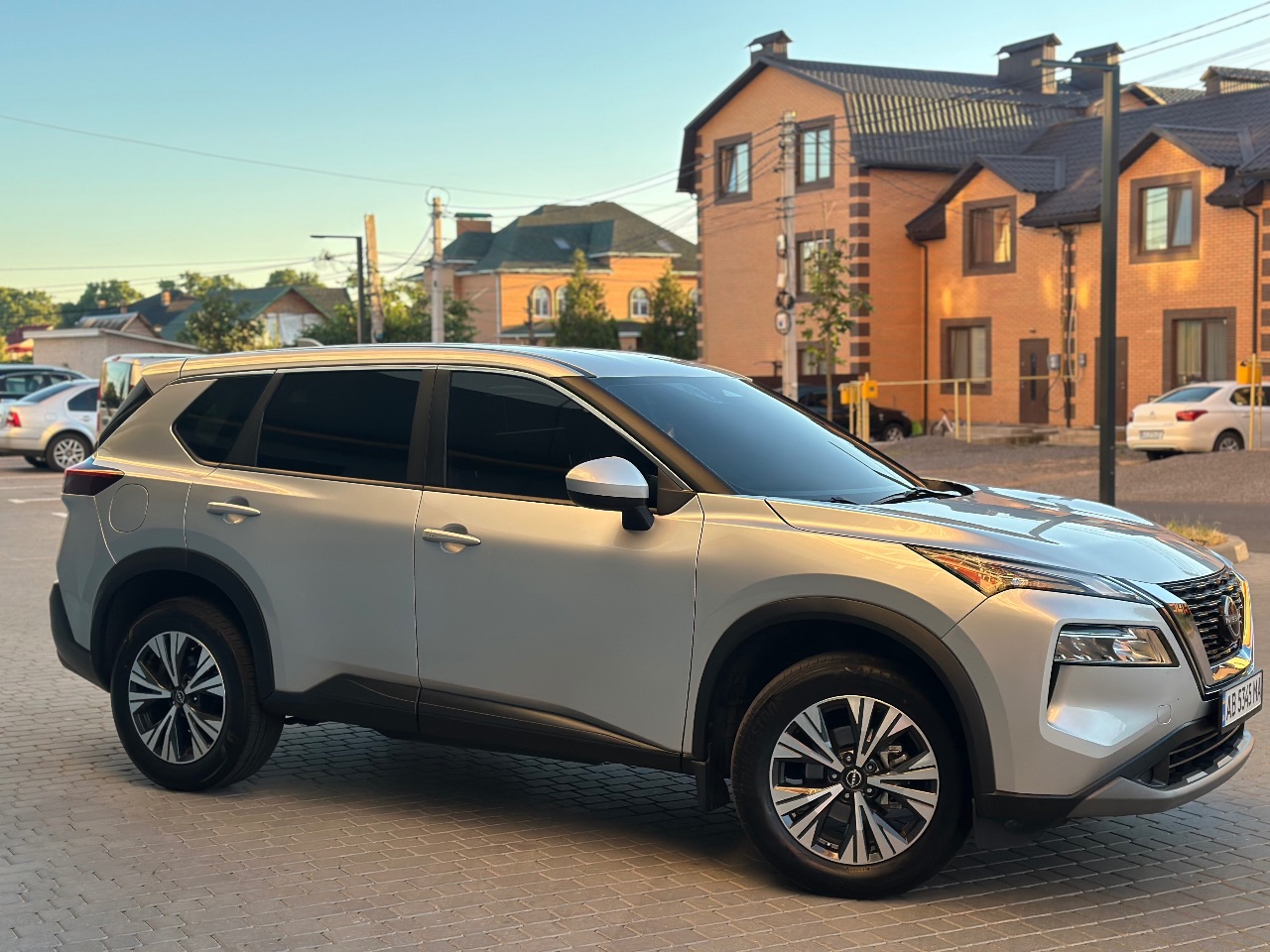 Nissan Rogue - фото 11