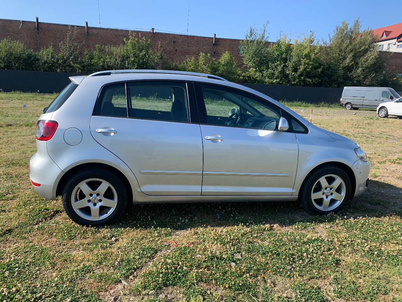 Volkswagen Golf Plus - фото 7