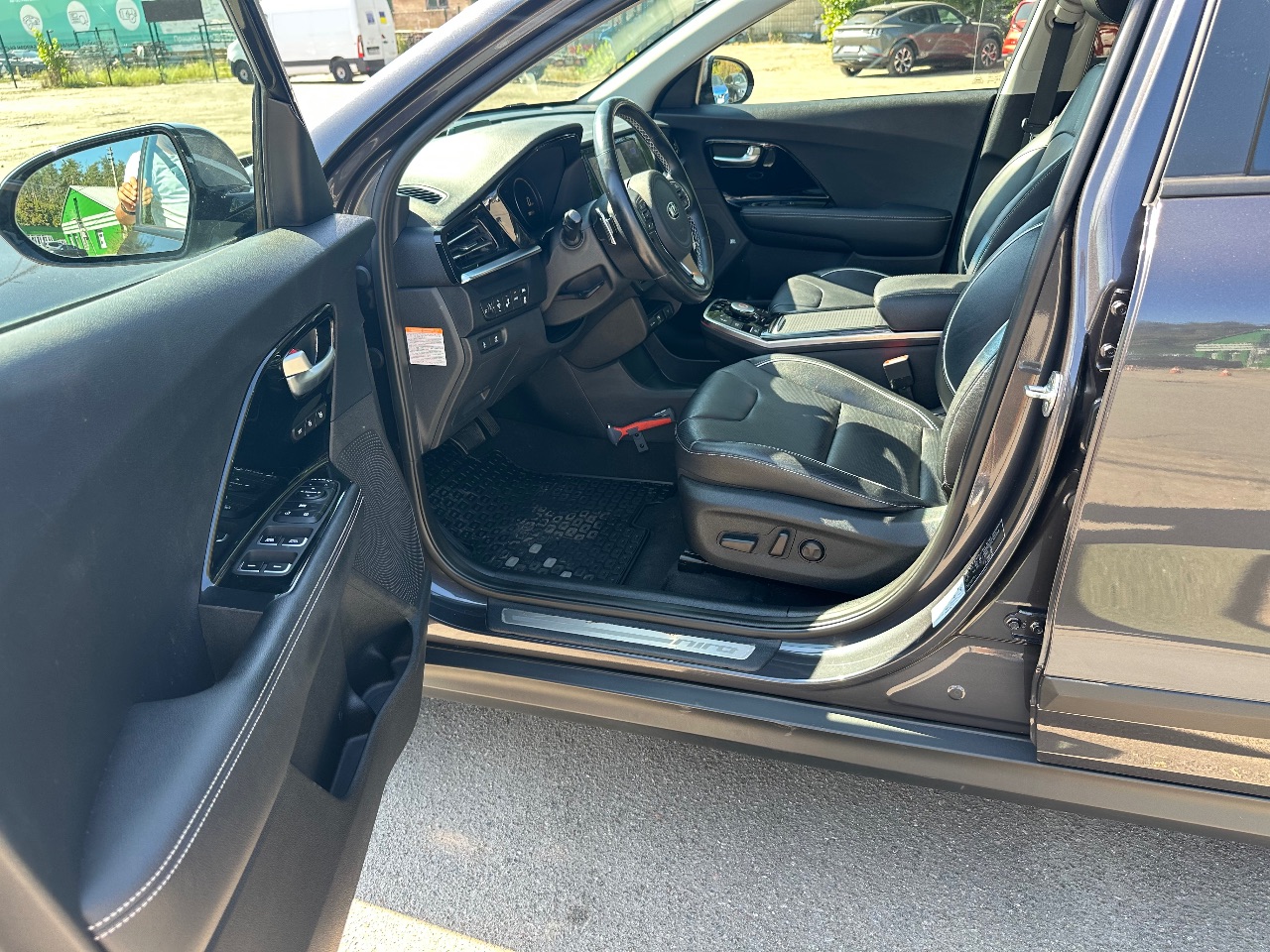 Kia Niro - фото 30