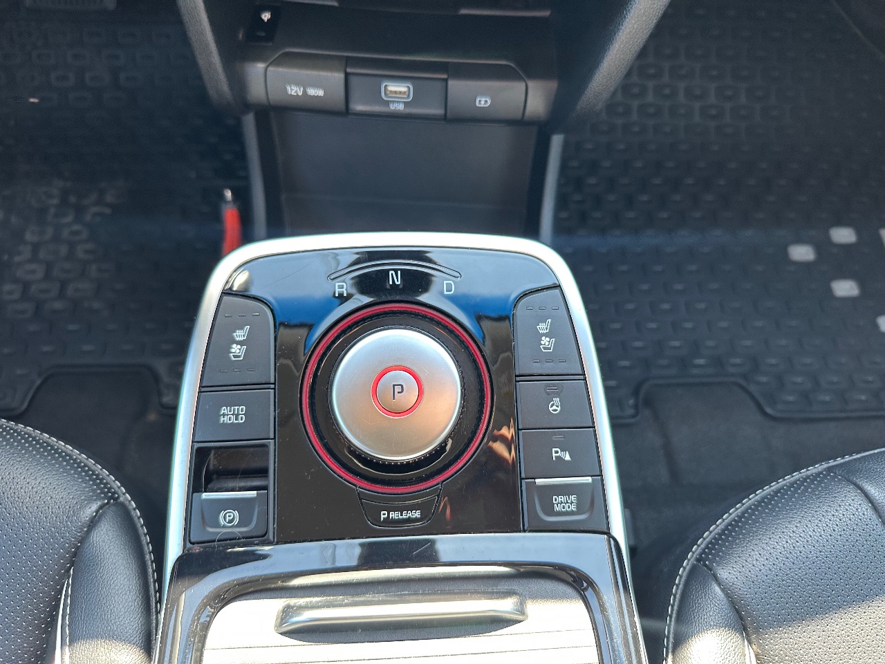 Kia Niro - фото 28