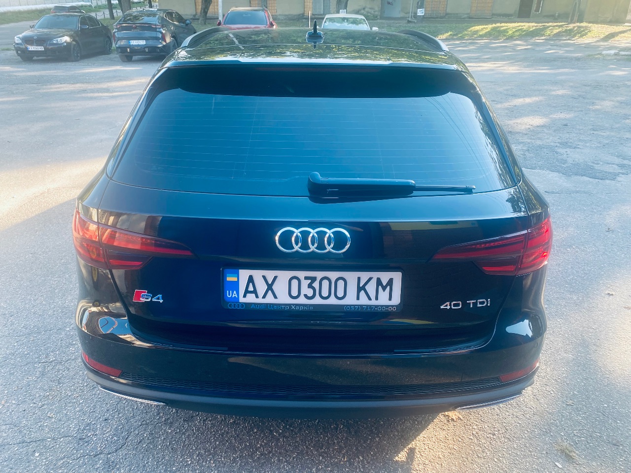 Audi A4 - фото 6