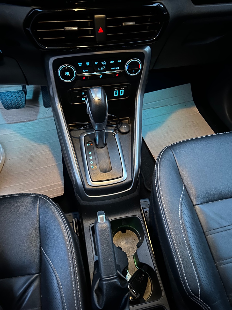 Ford EcoSport - фото 25