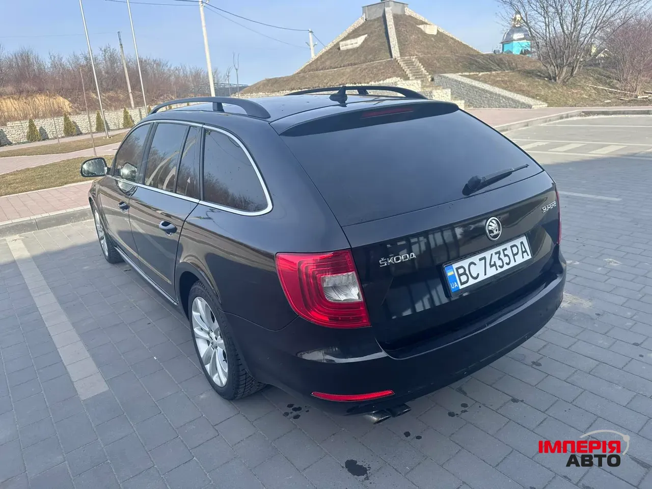 Skoda Superb - фото 7
