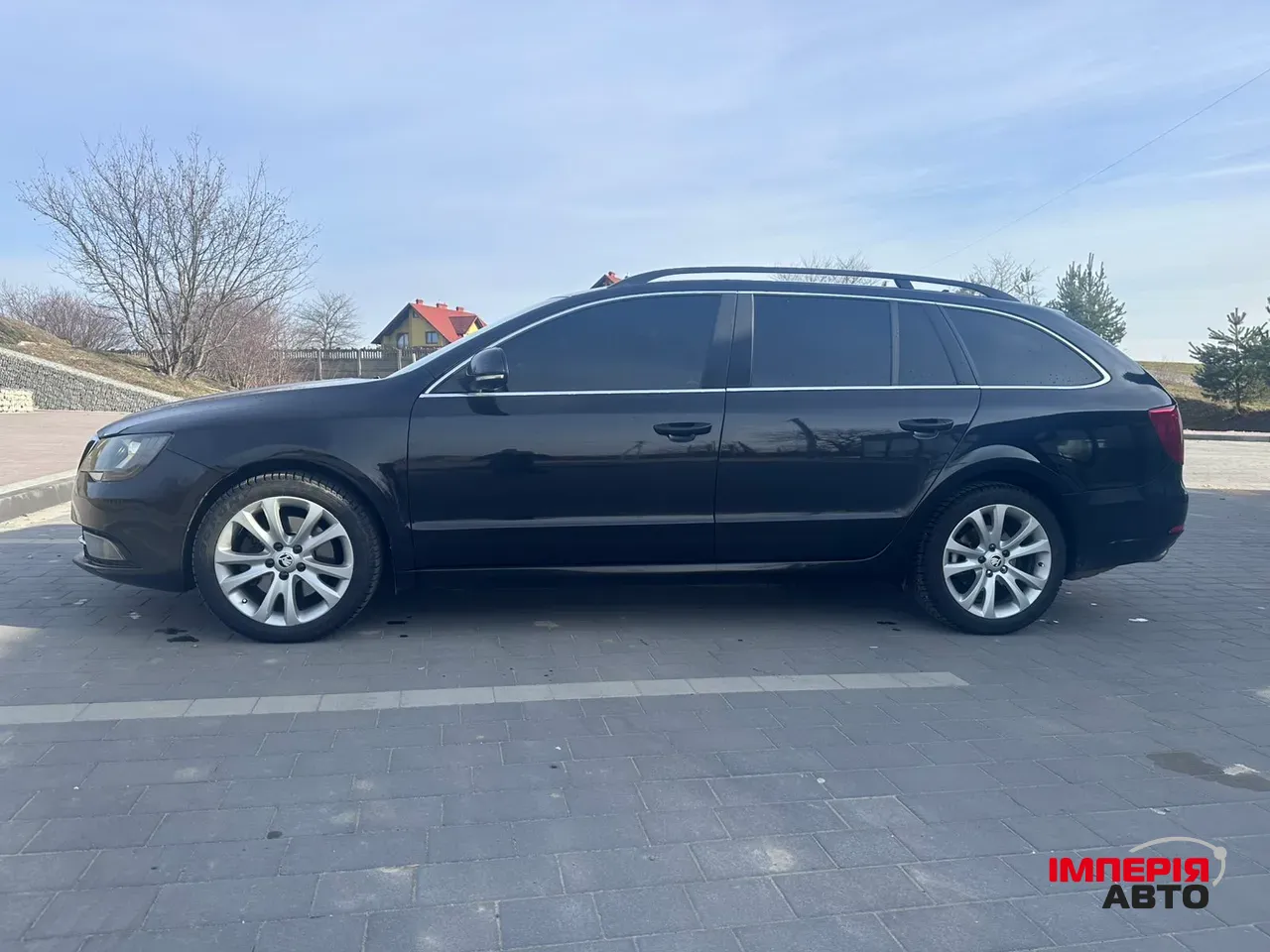 Skoda Superb - фото 10