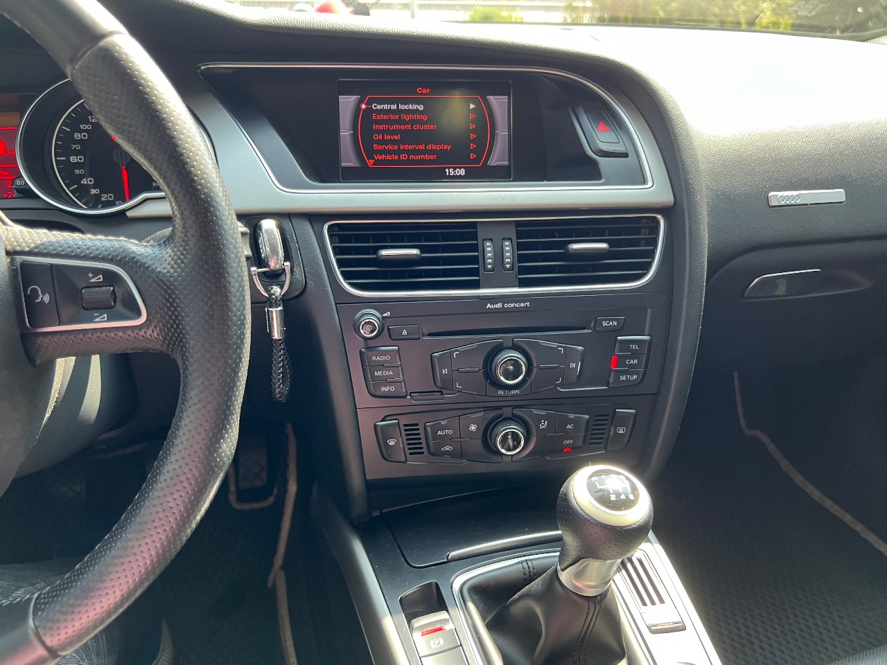 Audi A5 - фото 17