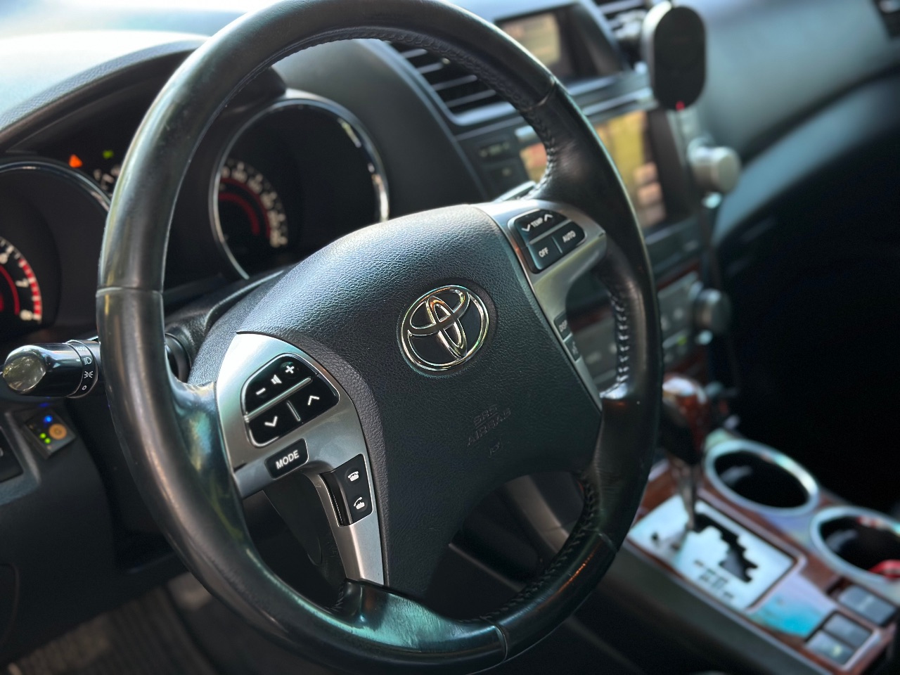 Toyota Highlander - фото 8