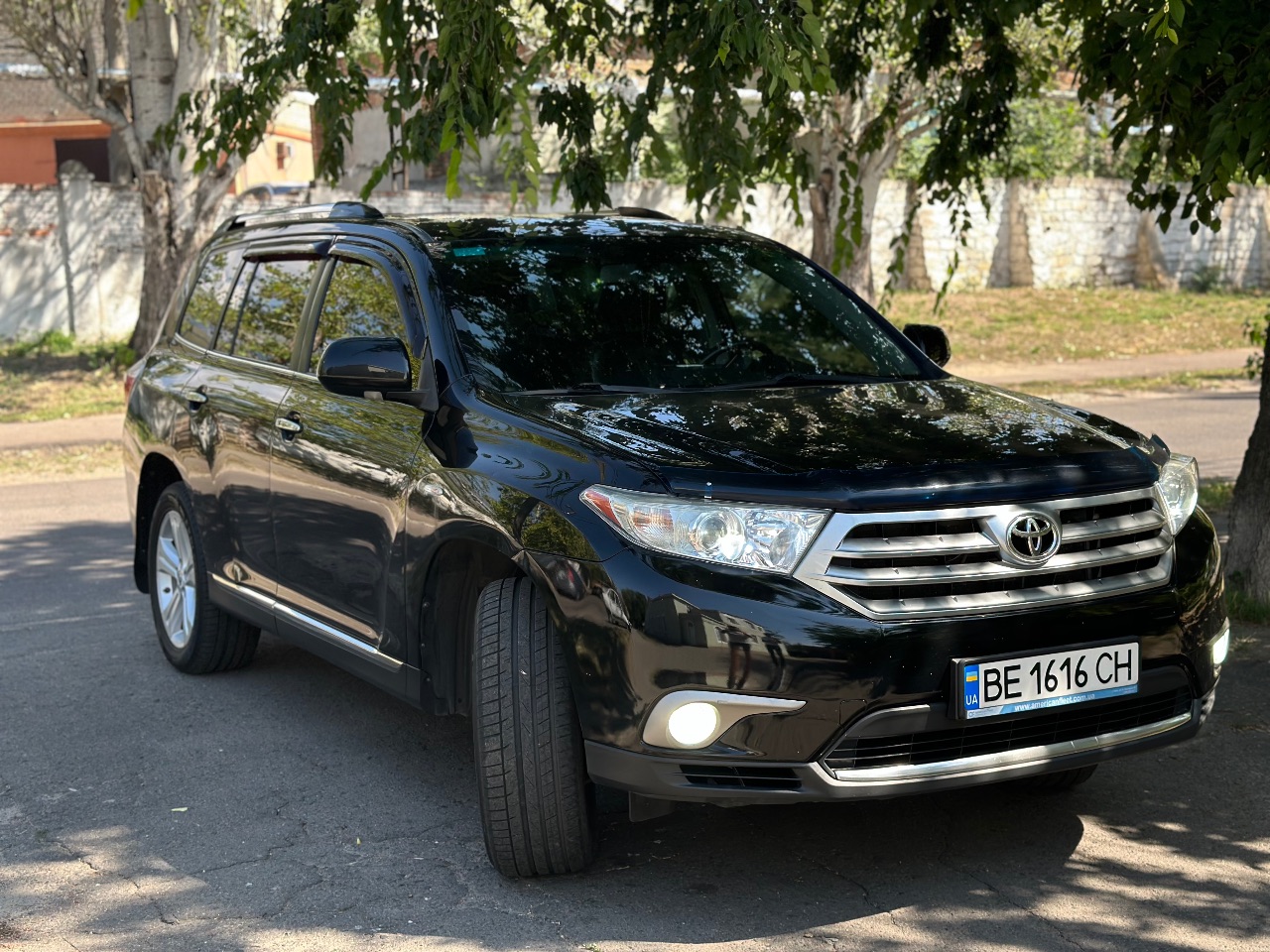 Toyota Highlander - фото 1
