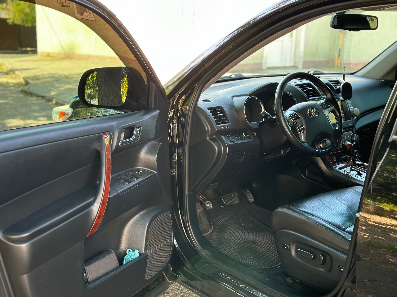 Toyota Highlander - фото 9