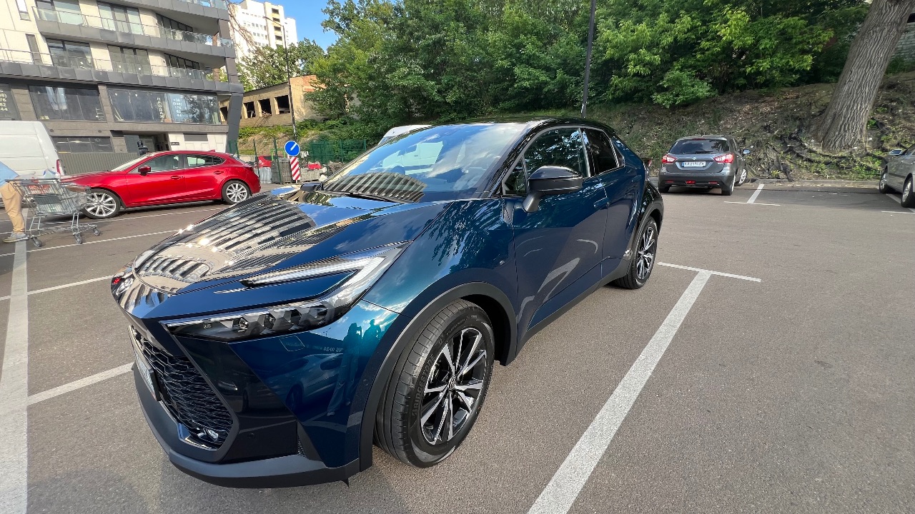 Toyota C-HR - фото 3