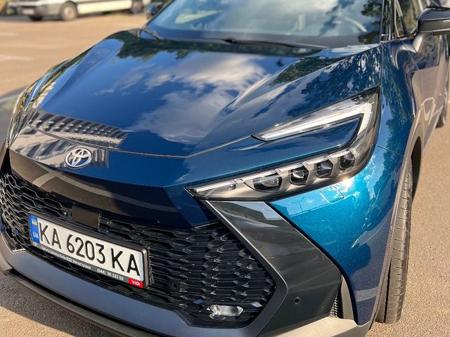 Toyota C-HR - фото 2