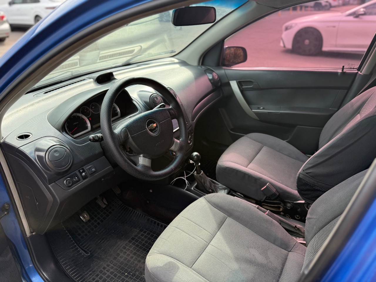 Chevrolet Aveo - фото 5