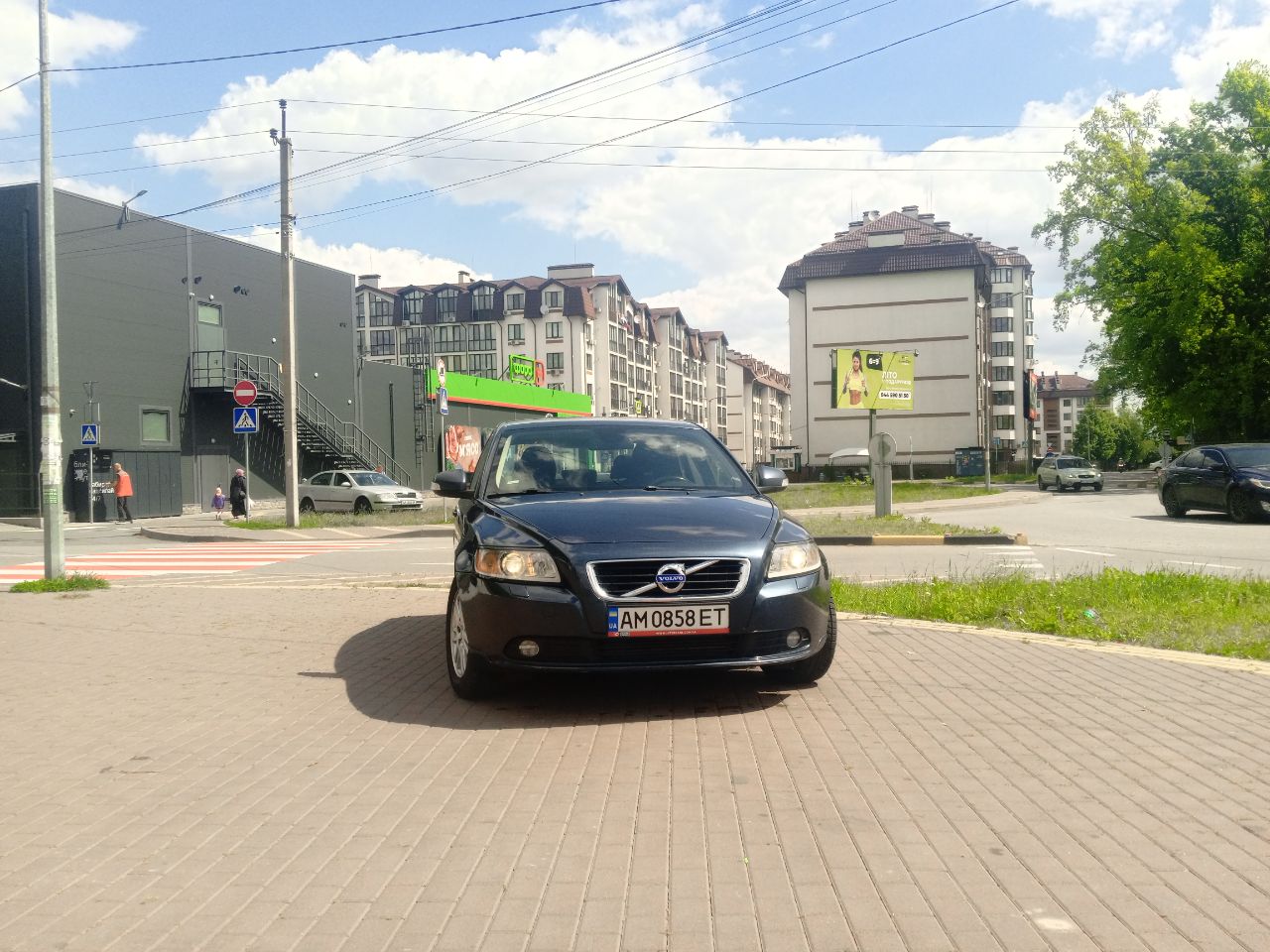 Volvo S40 - фото 2
