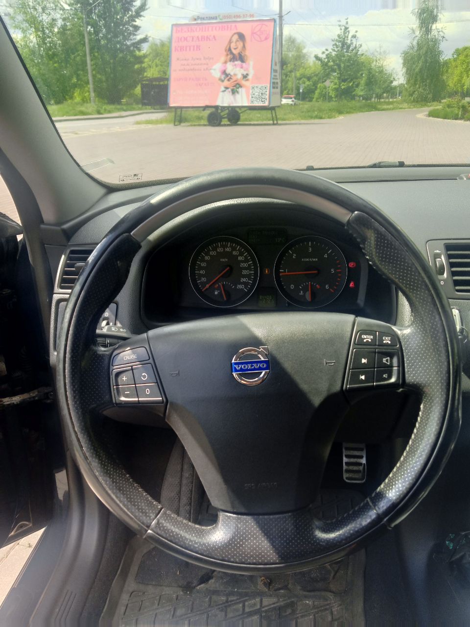 Volvo S40 - фото 8